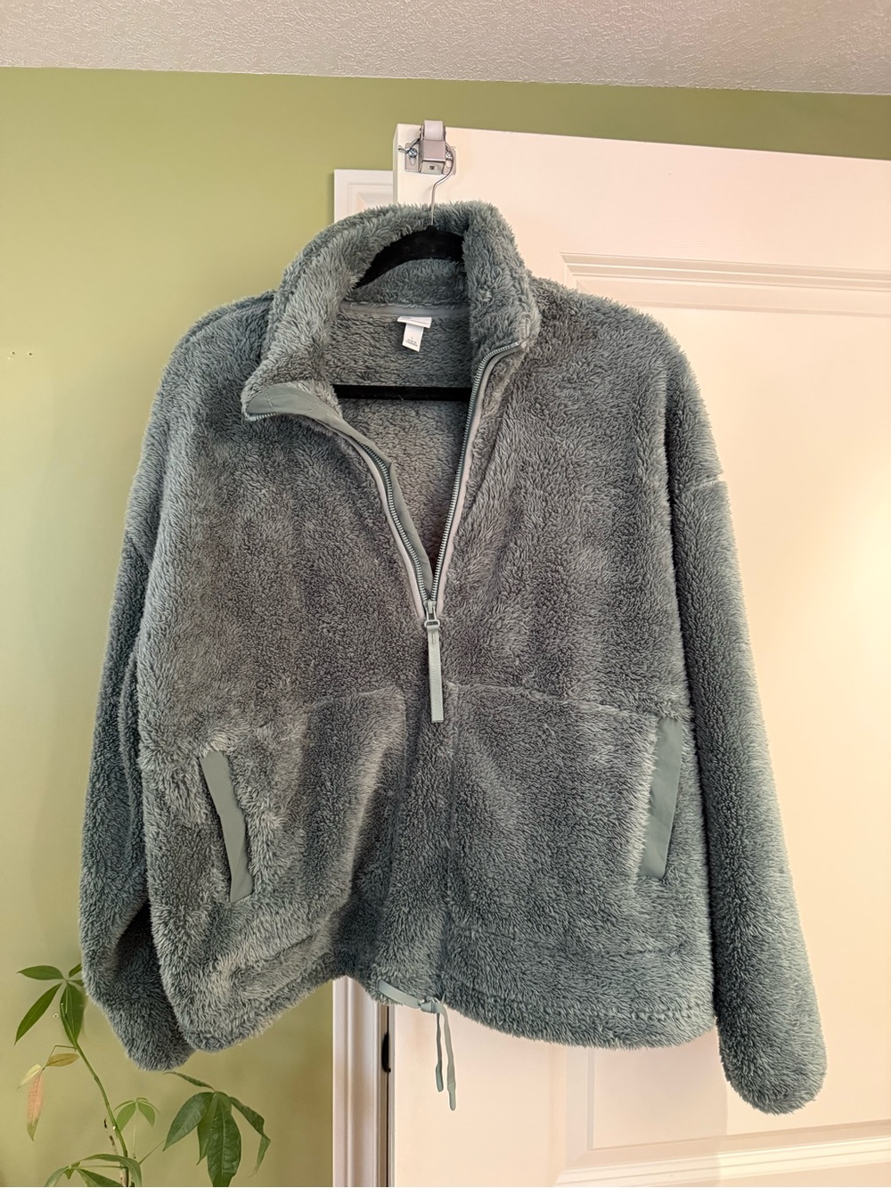 All in Motion Sage Green Sherpa Quarter-Zip Pullover L